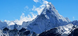Deposit Photos : Everest’s summit may be the goal, but the descent remains the mountain’s most dangerous test