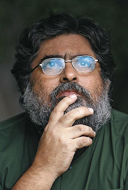 Valmik Thapar feels that Ranthambhores beauty is exceptional and unique - tigers roam below the ruins of the fort and sometimes use the chhatris as a vantage