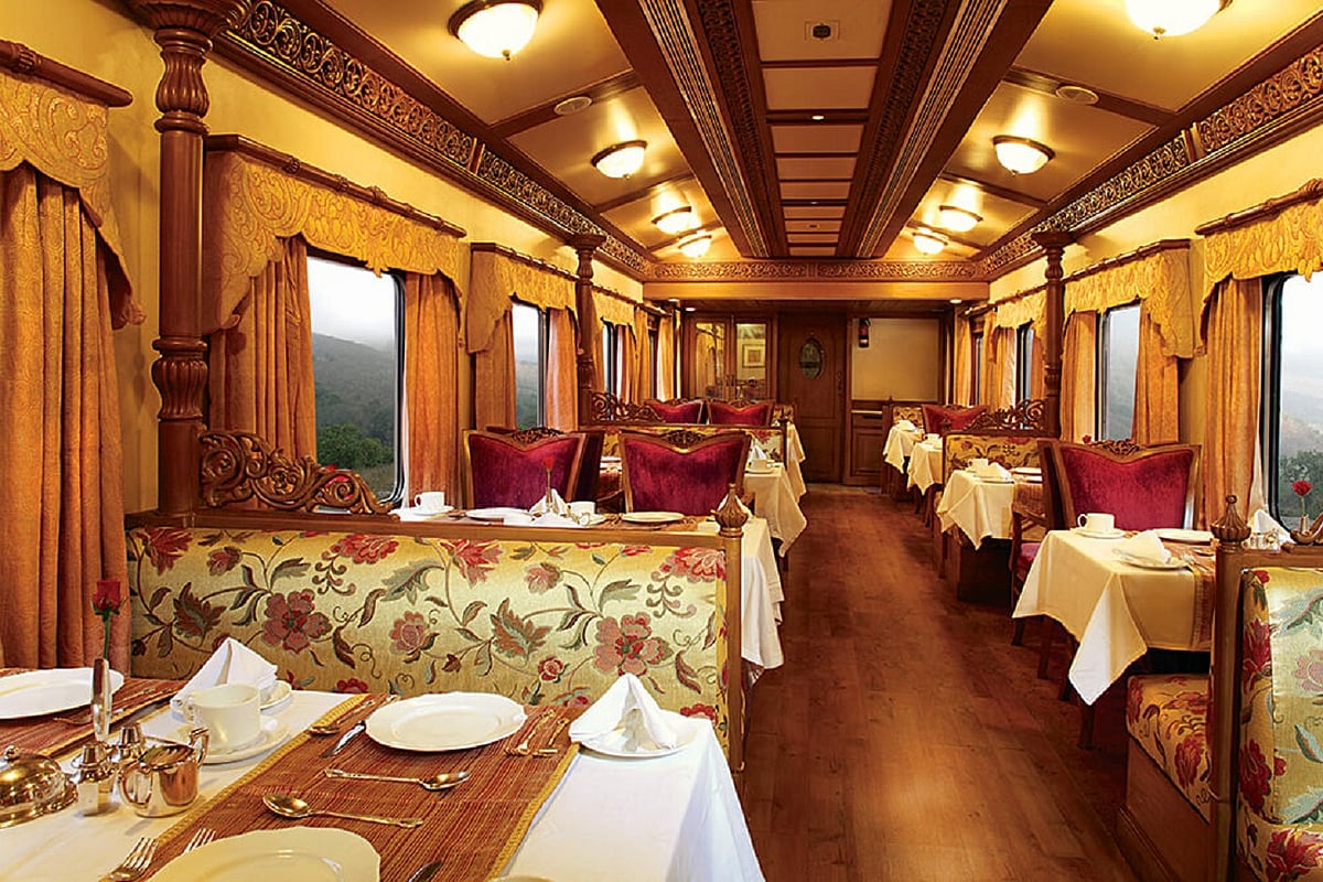 Luxury tourist train Golden Chariot has published its 2020-2021 schedule