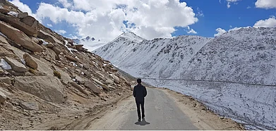 Indias BRO ensures mountain roads in Ladakh are maintained well