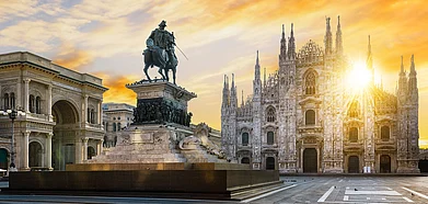 Duomo at sunrise in Milan