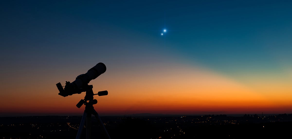 Representative image Jupiter and Saturn together in the evening sky