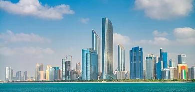 Shutterstock : Abu Dhabi also plans to enhance its border with Dubai to ease travel