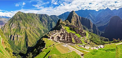 Getty Images : Panoramic view of Machu Picchu in Peru