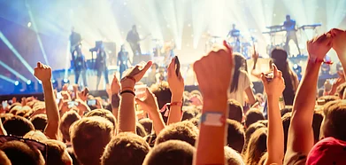 Shutterstock : Dance away at Sunburn Goa