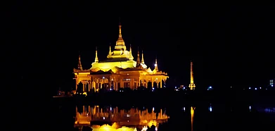The gorgeous Golden Pagoda in Namsai