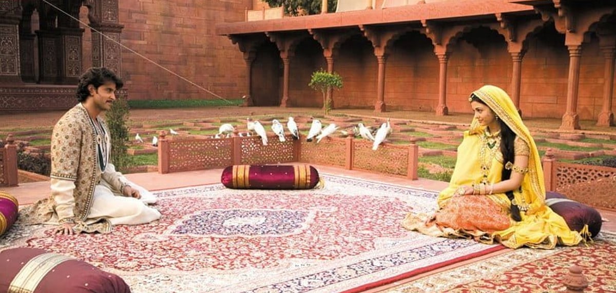 A still from the Hindi film Jodhaa Akbar