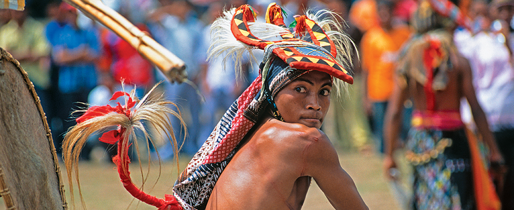Caci whip fighting in Flores