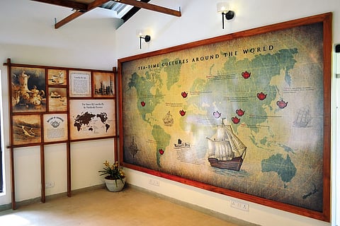 The museum preceding the lounge