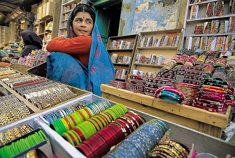 A woman selling bangles in the streets of Alwar