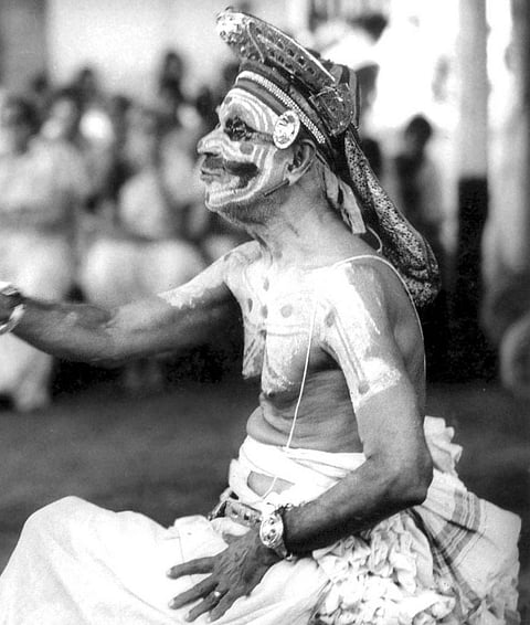 Guru Padma Shri Mani Madhava Chakyar performing Chakyar koothu