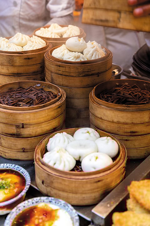 Night market in Donghuamen