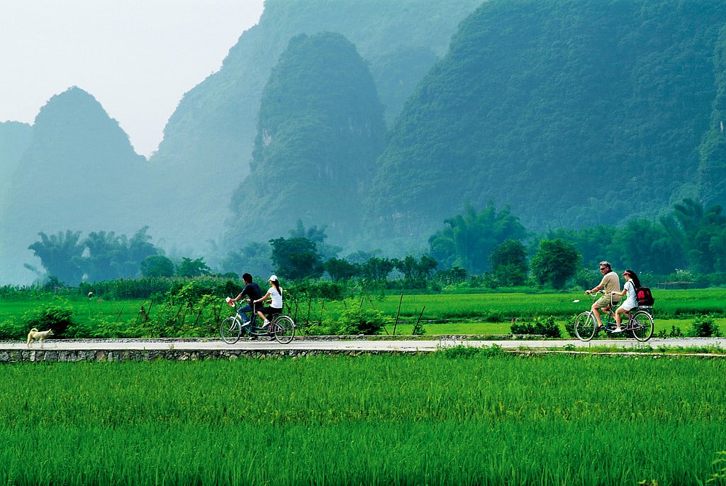Cycling around in Yangshuo