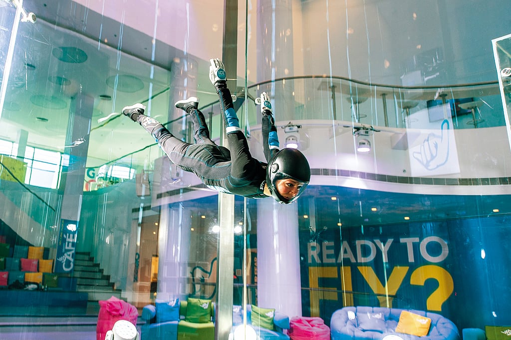 Gravity indoor skydiving