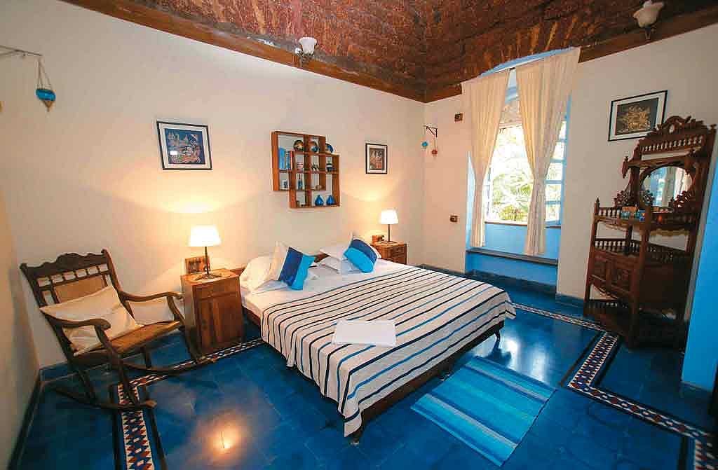Blue room