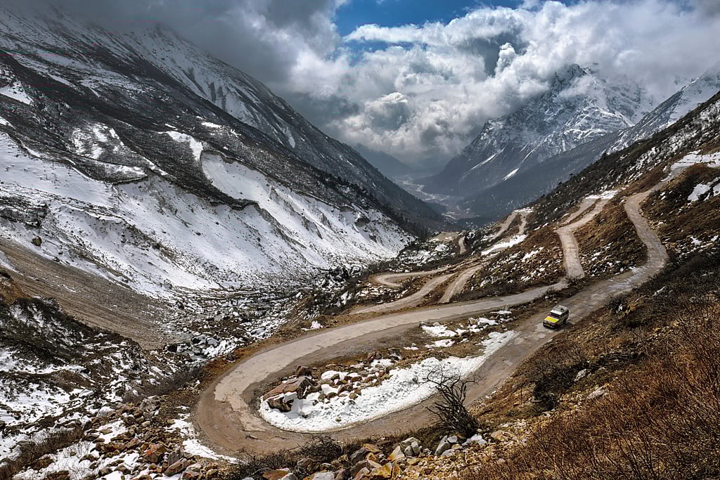 Zero Point offers a spectacular view of snow-clad mountains and the Yumthang Valley