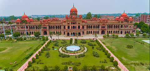 Khalsa College