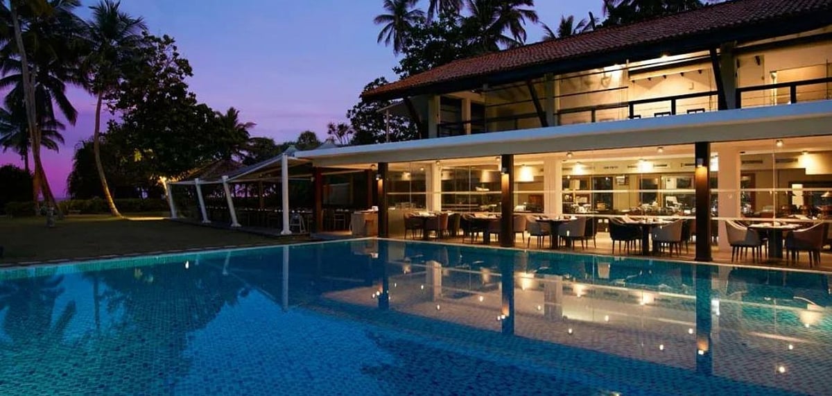 Geoffrey Bawa, a well-known architect, created the hotels 75 rooms with seaside views.