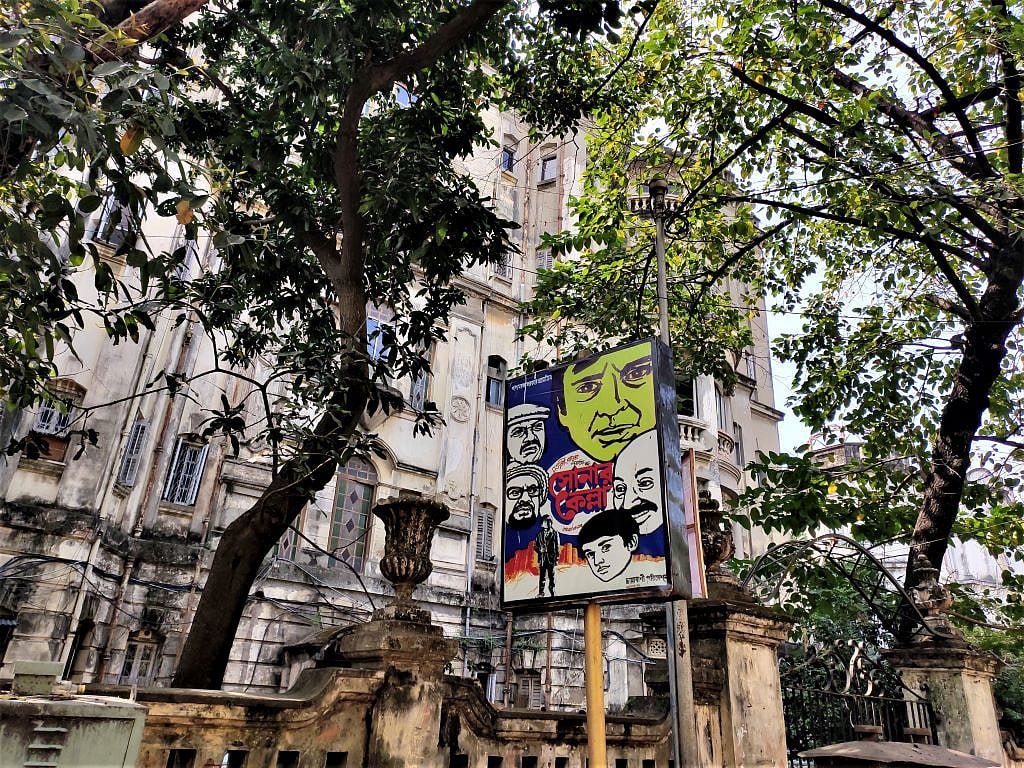 The street is like an open-air gallery of Rays works