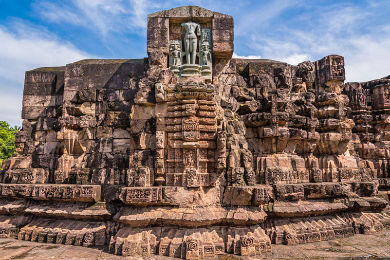 The temple complex is said to be built in the 13th century during the rule of King Narasimha Deva I