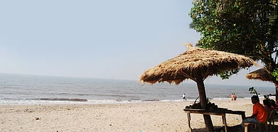 Wiki Commons : The Alibaug beach