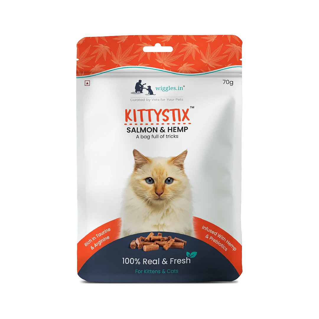Kittystix Healthy Treats consist flavourful combo of salmon, tuna and hemp