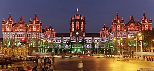 Shutterstock : Chhatrapati Shivaji Terminus in Mumbai