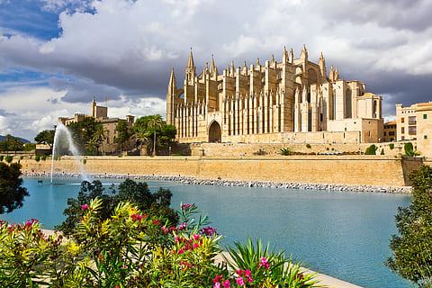 Palma de Mallorca is a beautiful seaside capital city with cultural attractions. 