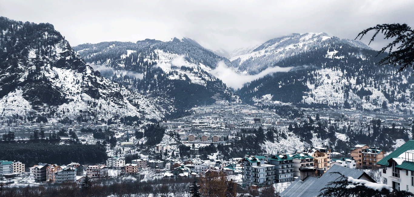 Manali is a haven for tourists in winter