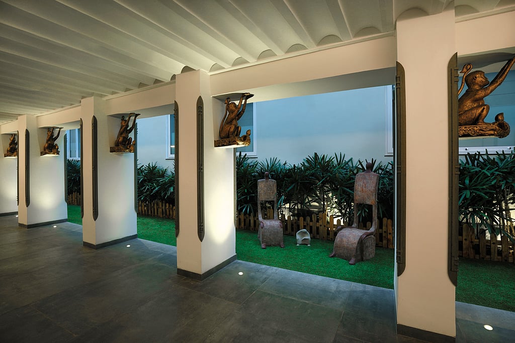 Art is in every nook here