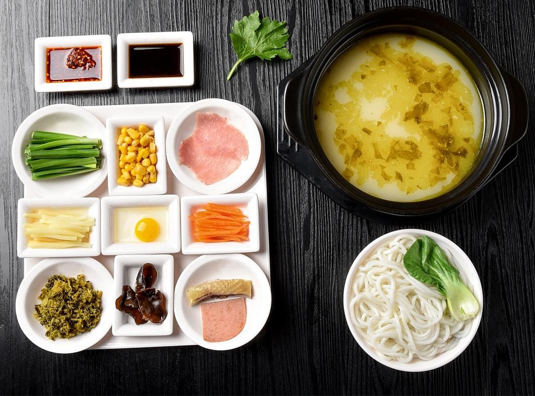 Yunnan style rice noodle