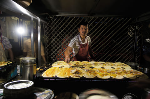 Ram Kumar Shinde's is a rags-to-riches story where a young MBA takes charge of his father's stall and makes it a roaring success