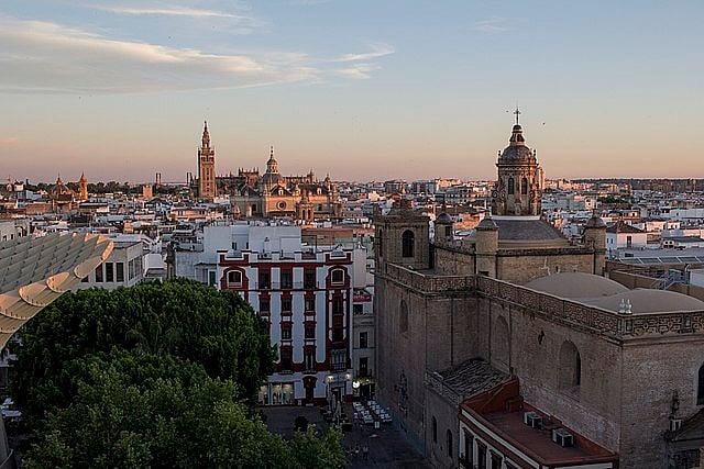 Discover Baroque churches in Seville