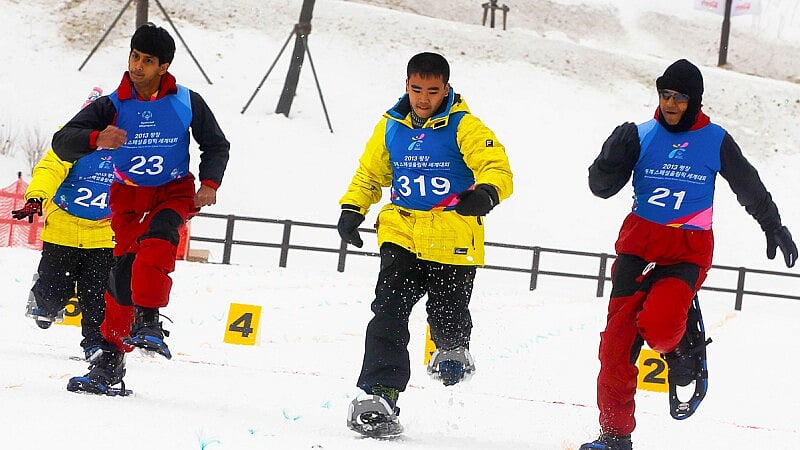 A snowshoe race