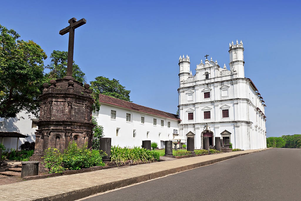Church Of St Francis Of Assisi in Velha Goa is known for its Baroque and Corinthian architecture
