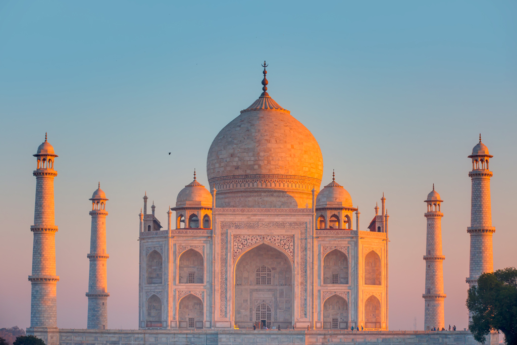 A world marvel in all senses, the Taj Mahal