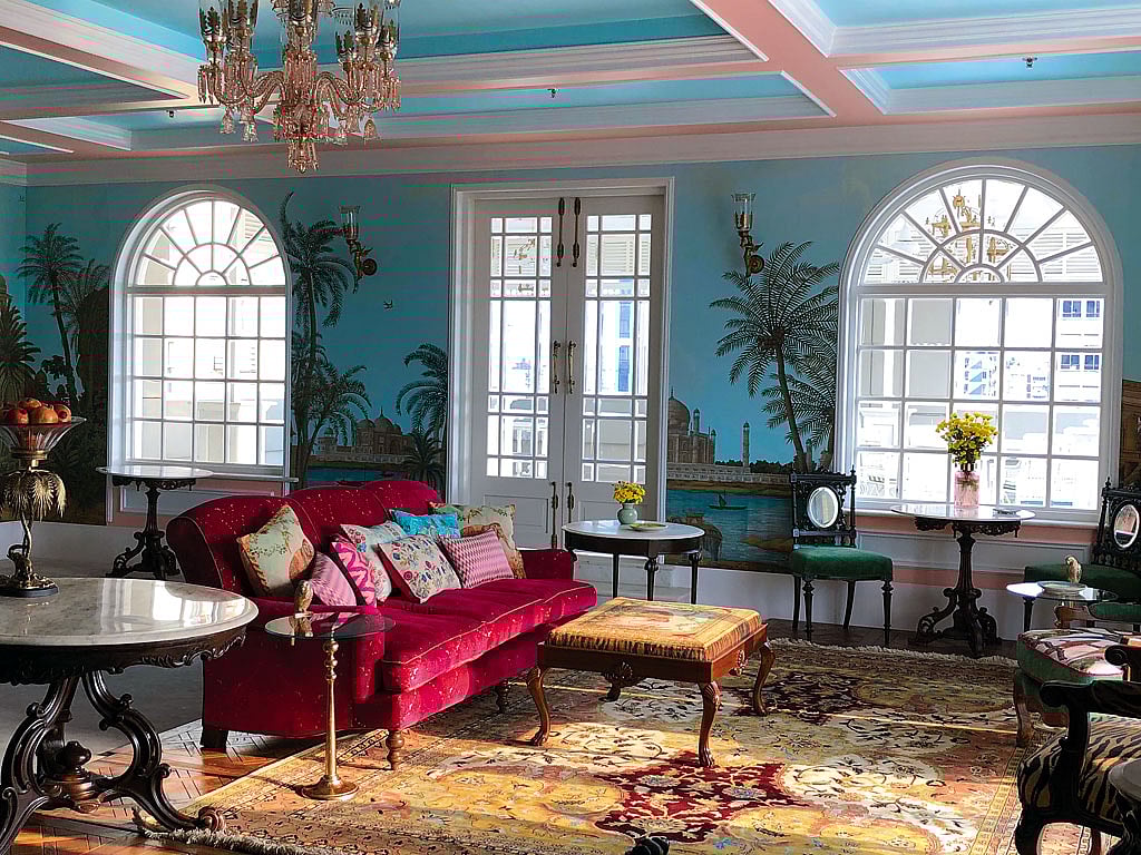 Glenburn Penthouse is a nine-bedroom boutique hotel in the heart of Kolkata