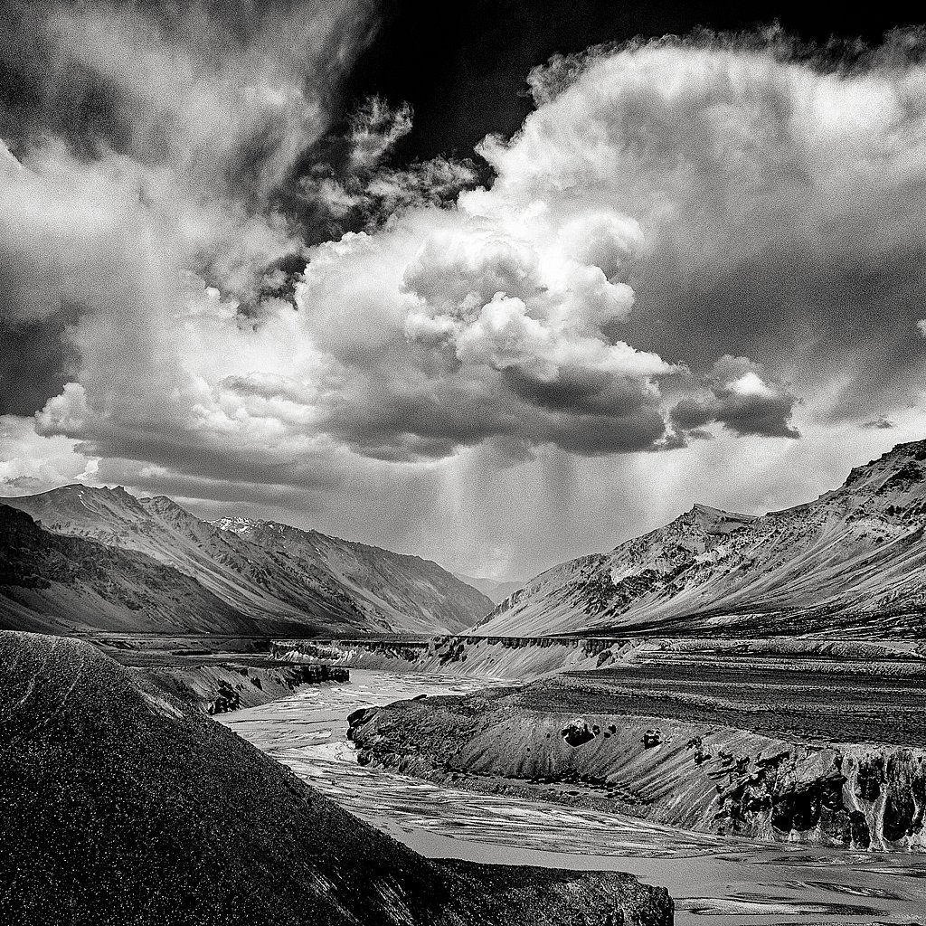 A world in grayscale: