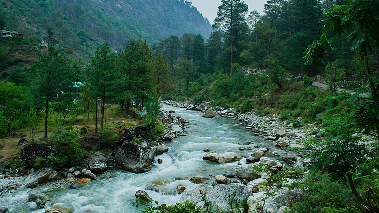 Tirthan Valley is surrounded by the Great Himalayan National Park - Wikimedia Commons
