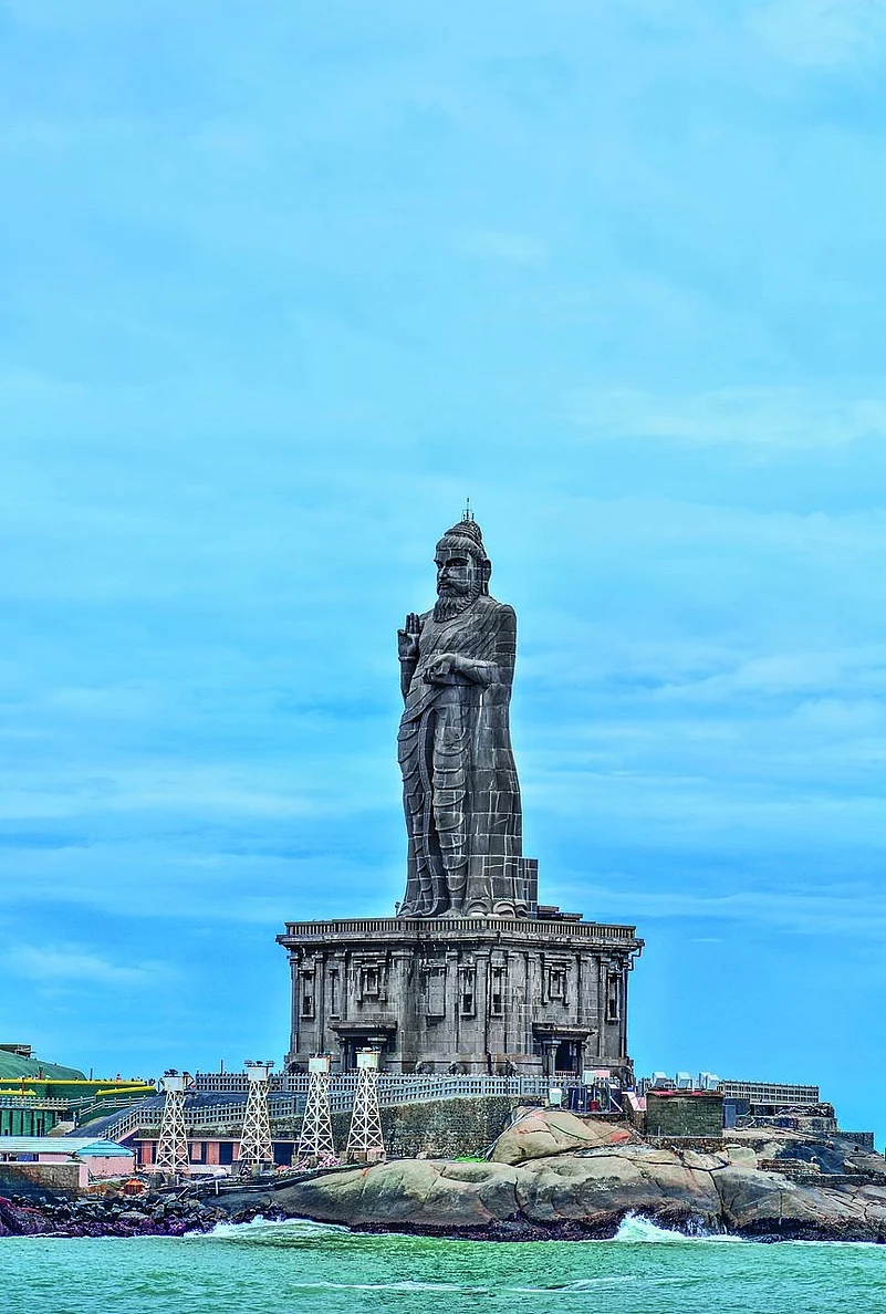Statue of Thiruvalluvar
