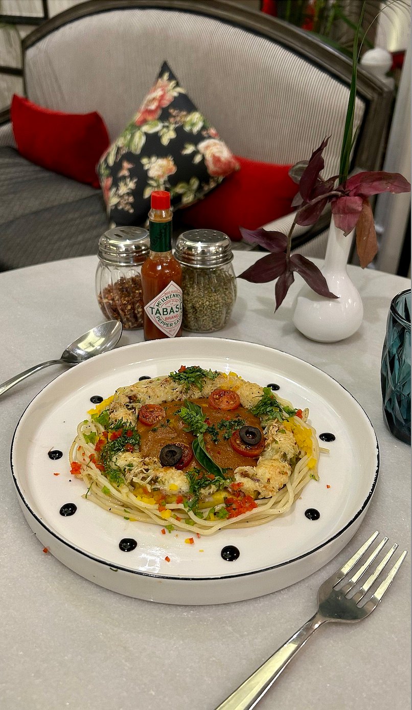 Baked Pumpkin And Spaghetti With Cherry Tomato Pumpkin Sauce