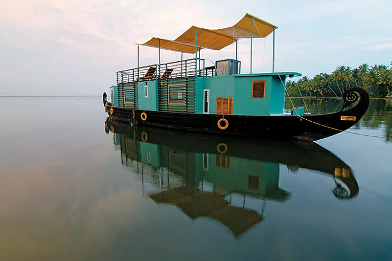 Discovery cruise gives you a glimpse of Keralas beautiful views