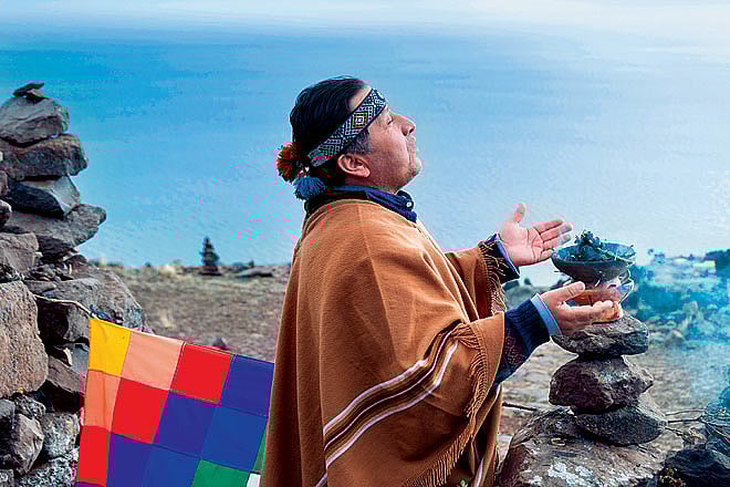 A Quechua shaman performing an Ayahuasca ceremony