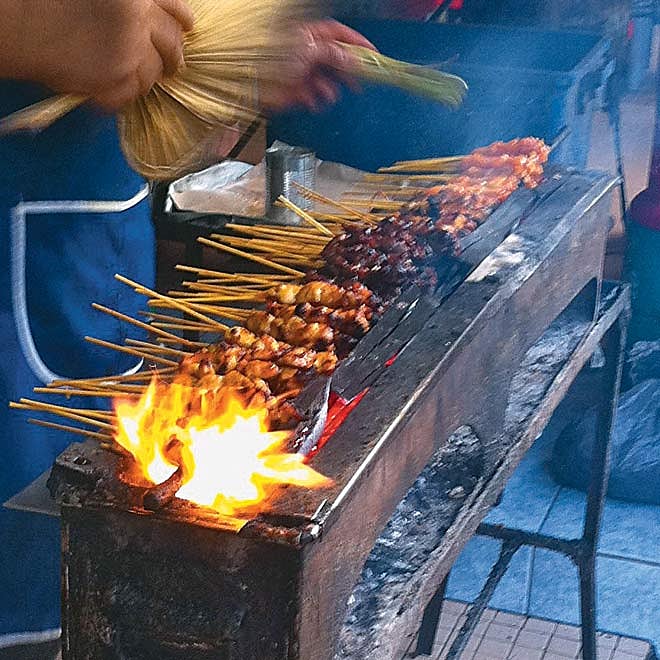 Find the best satay in the satay capital of the world