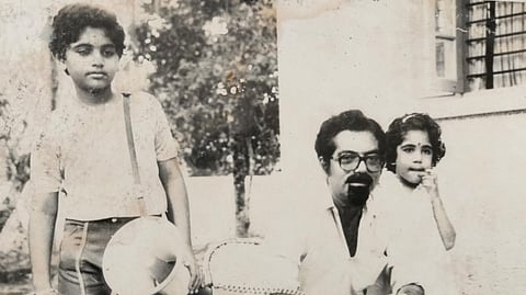 കെ.ജി.ജോർജ് മക്കളായ താരയ്ക്കും അരുണിനുമൊപ്പം'മറ്റൊരാൾ' ലൊക്കേഷനിൽ
