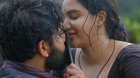 'റേച്ചലി'ലെ ​ഗാനരം​ഗത്തിൽ ഹണി റോസും റോഷൻ ബഷീറും