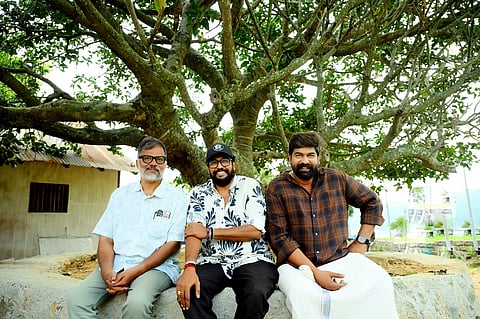 'വരവി'ന്റെ സെറ്റിൽ ഷാജി കൈലാസ്,ജോജു ജോർജ്,എ.കെ.സാജൻ എന്നിവർ