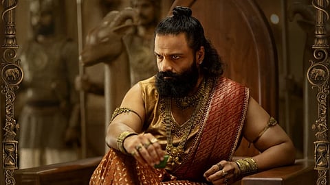 'ആട് 3' ക്യാരക്ടർ പോസ്റ്ററിൽ ജയസൂര്യ 