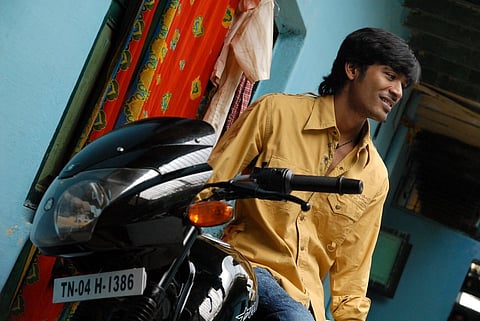 ധനുഷ് 'പൊള്ളാതവനി'ൽ