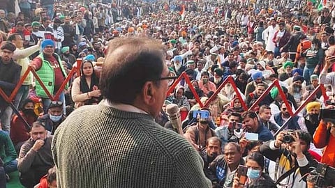 গাজীপুর সীমান্তে কৃষক বিক্ষোভ